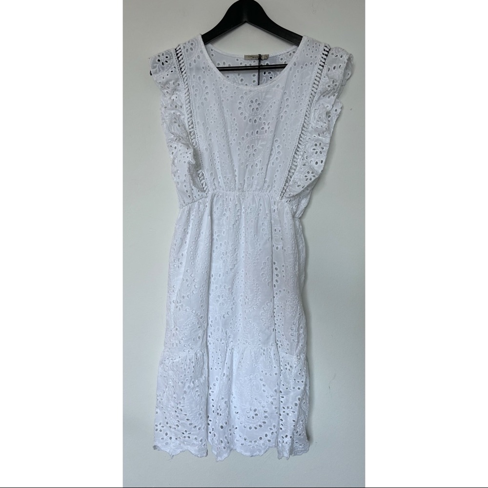 Lungo Larno white cotton floral dress